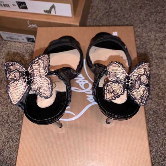 Red bottom sandals - Picture 6 of 7